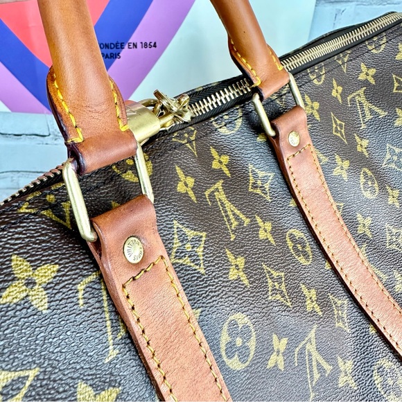 Louis Vuitton Keepall 55 Duffel Bag Travel Bag with lock key, tag poignet - Picture 12 of 16